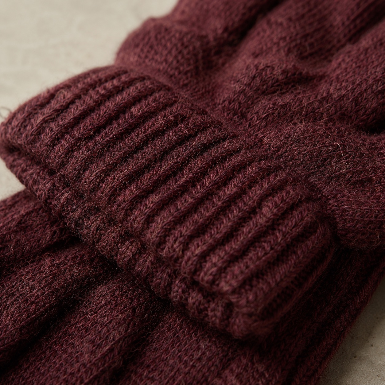 Mansfield Wool Gloves — MANNDIIP knitwear, product photograph
