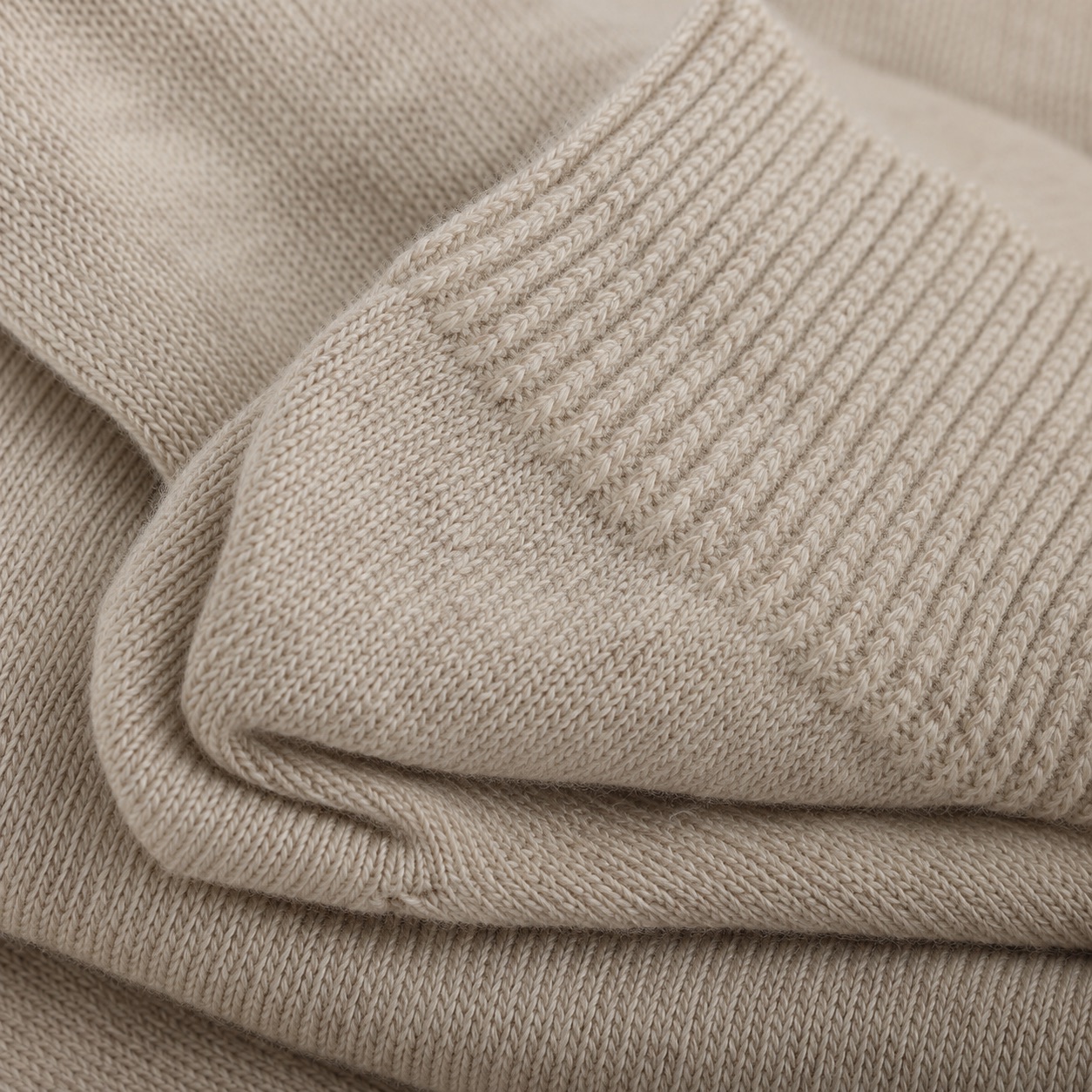 Sneinton Wool Blend Tights — MANNDIIP knitwear, product photograph