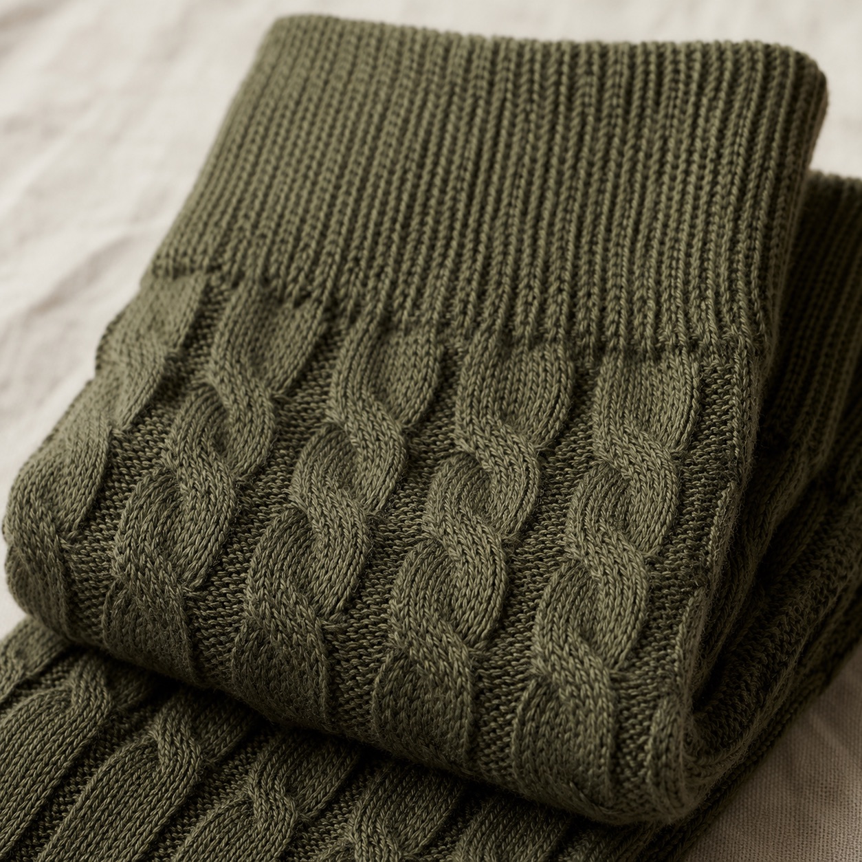 Bulwell Cable Knit Tights — MANNDIIP knitwear, product photograph